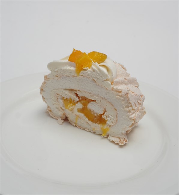 Рулет меренговый с манго 1934